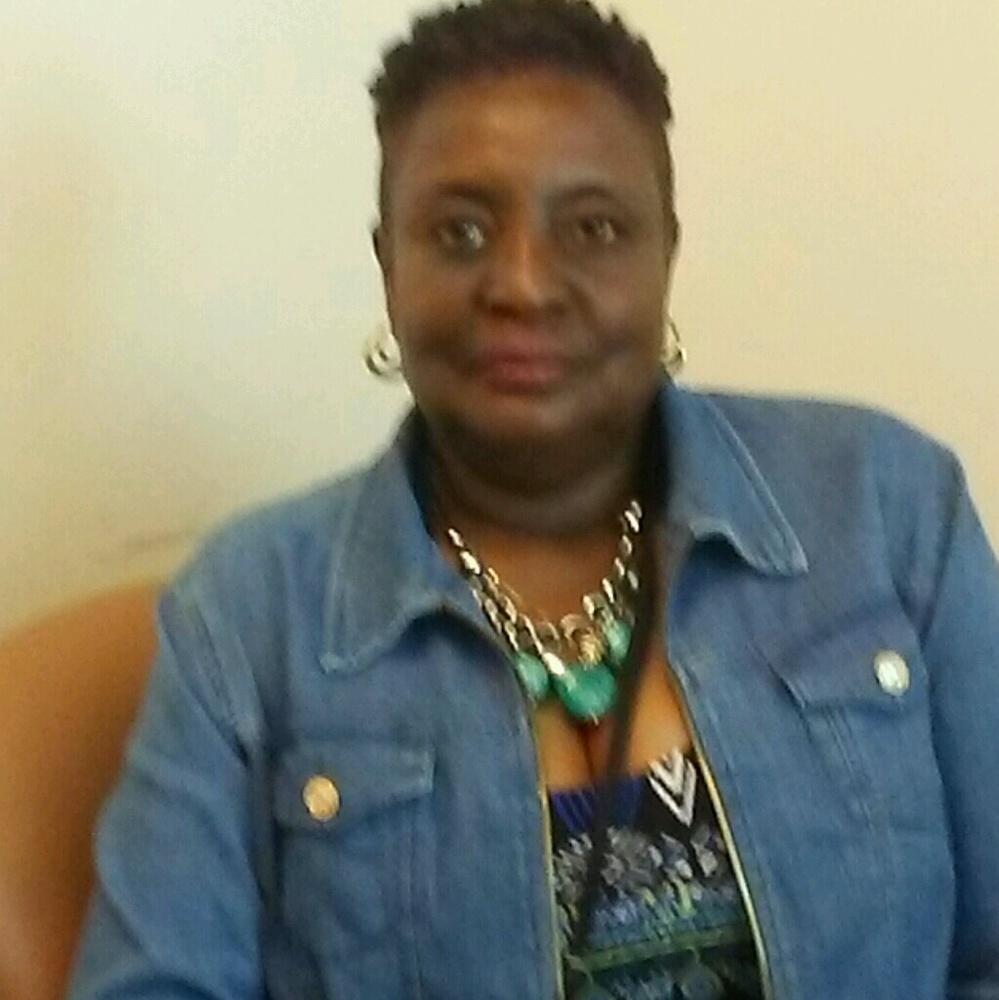 Meet your Posher, Vivian